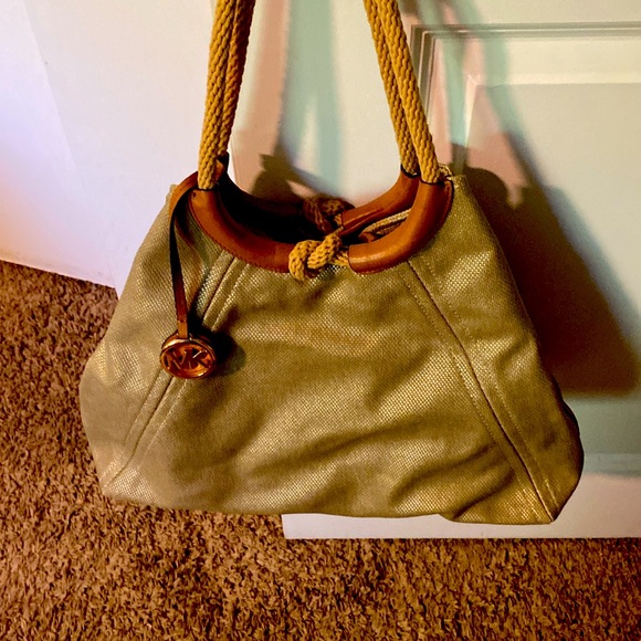 Looks like brand new condition Michael Kors sparkles with rope handles - Picture 1 of 4